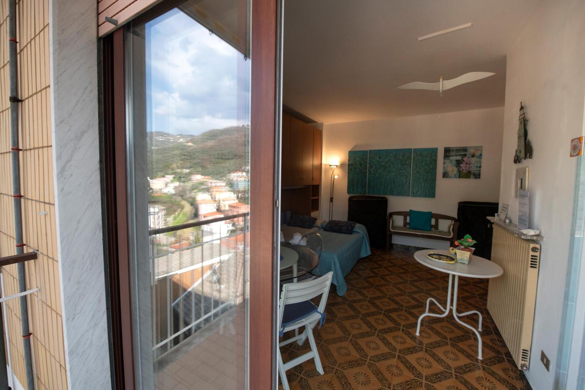 Апартаменты 239 - Casa Del Sole Vista Mare Moneglia - 5Minuti A Piedi Dal Mare - Parcheggio Privato Экстерьер фото